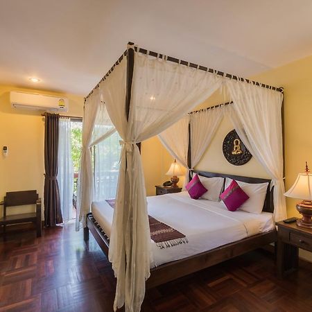 Coral Hotel Bangsaphan Bang Saphan Bagian luar foto