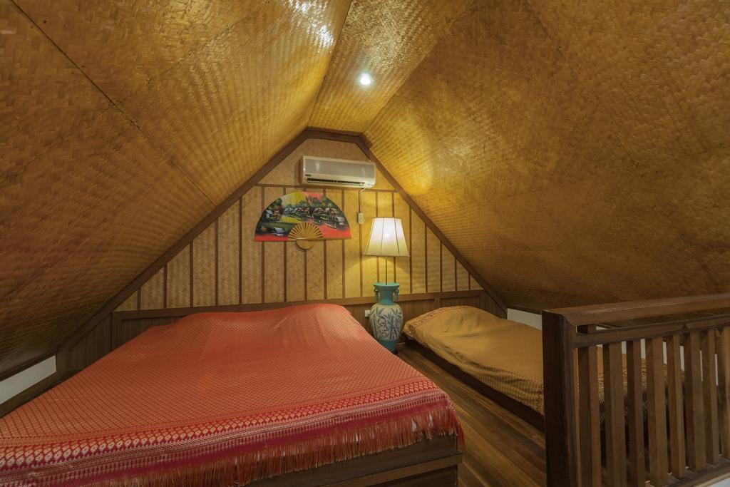 Coral Hotel Bangsaphan Bang Saphan Bagian luar foto