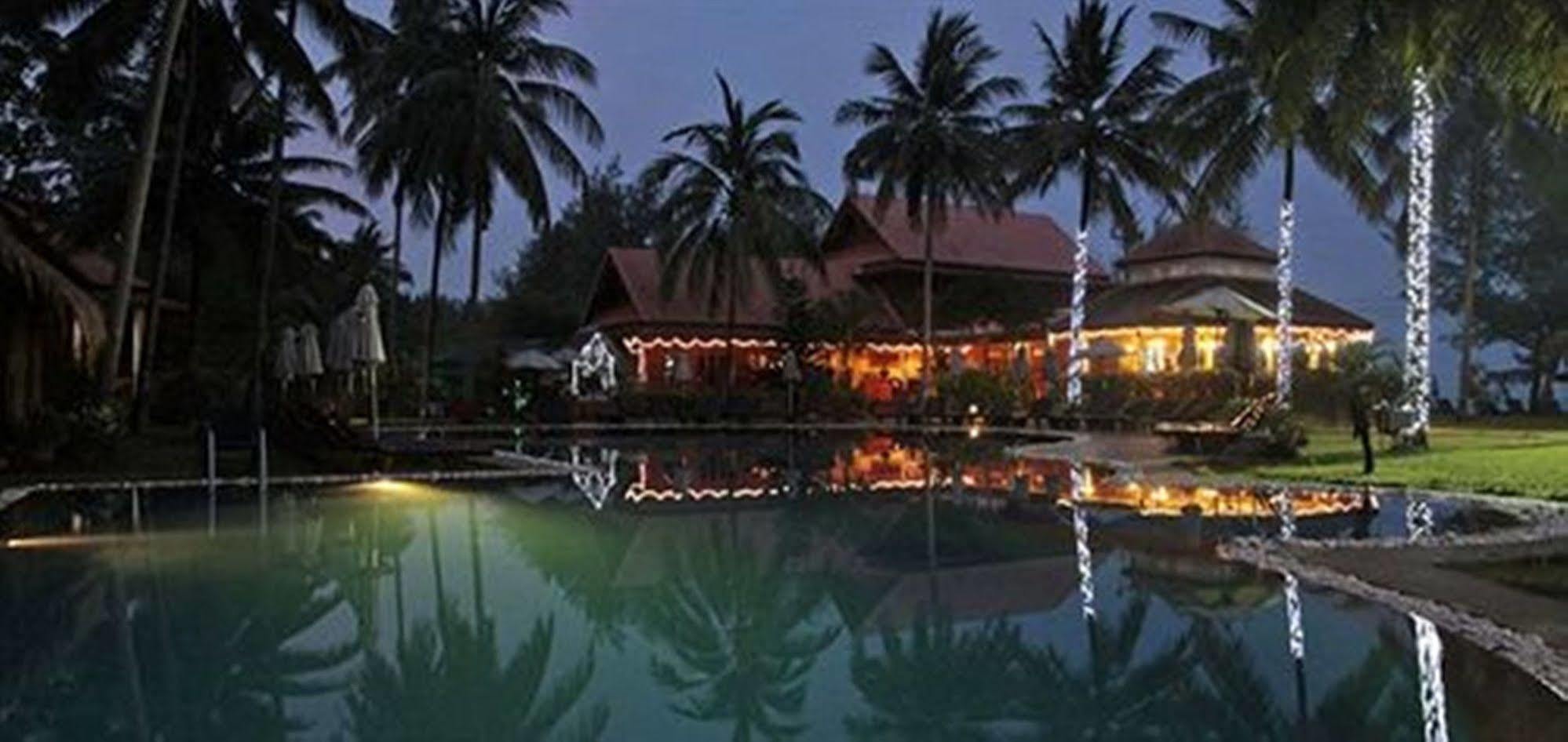 Coral Hotel Bangsaphan Bang Saphan Bagian luar foto