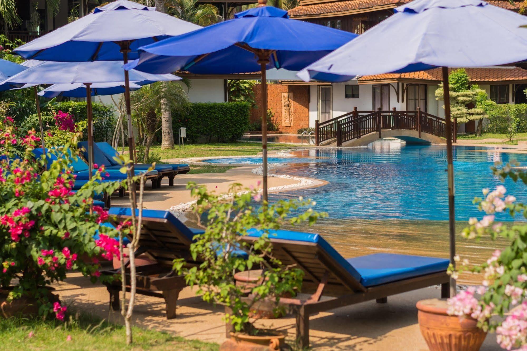 Coral Hotel Bangsaphan Bang Saphan Bagian luar foto