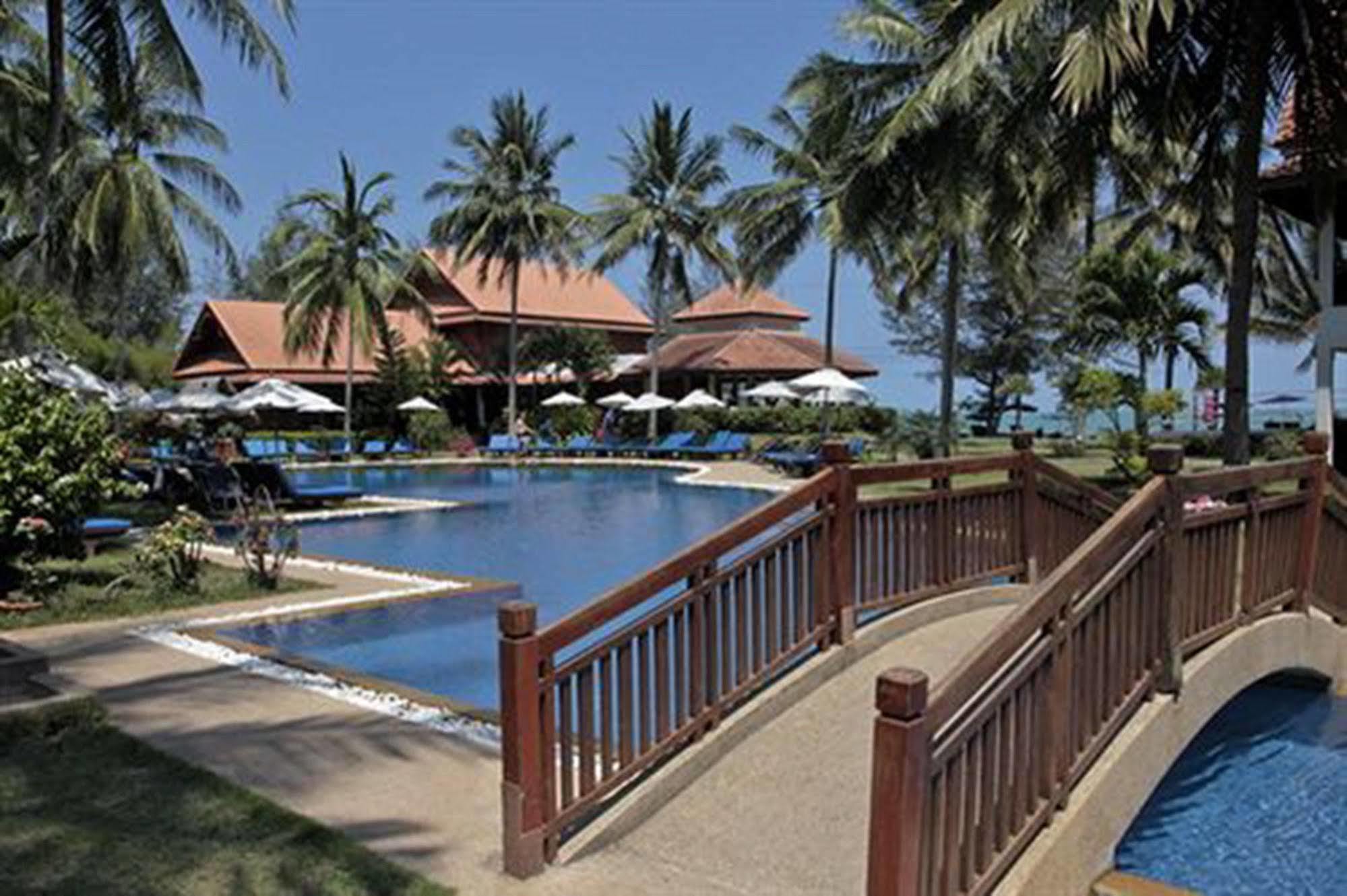 Coral Hotel Bangsaphan Bang Saphan Bagian luar foto