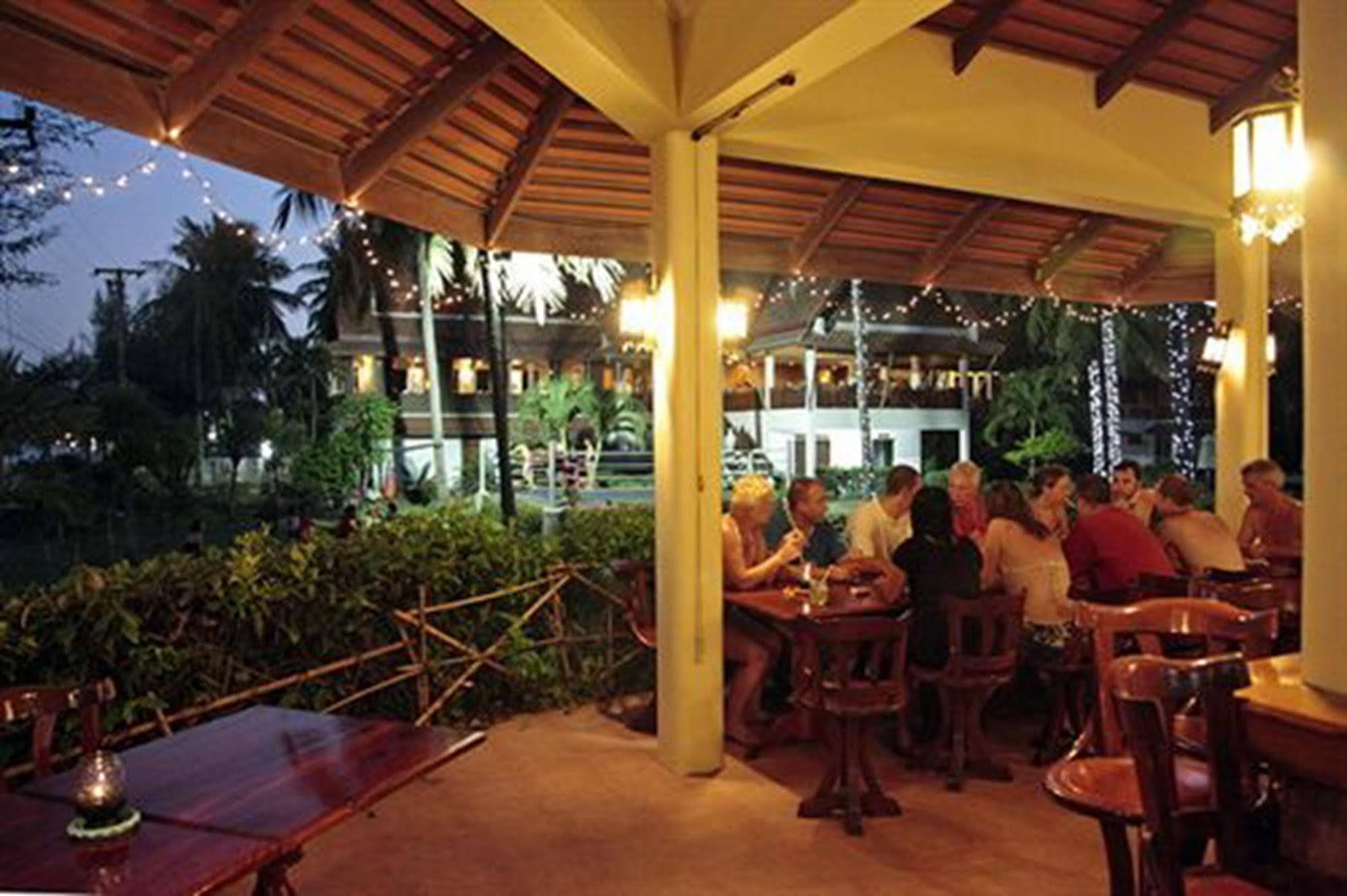 Coral Hotel Bangsaphan Bang Saphan Bagian luar foto